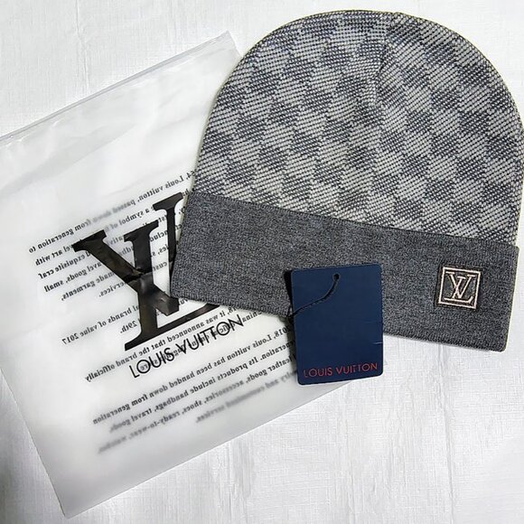 LOUIS VUITTON BEANIE - BRAND NEW- - Picture 2 of 4